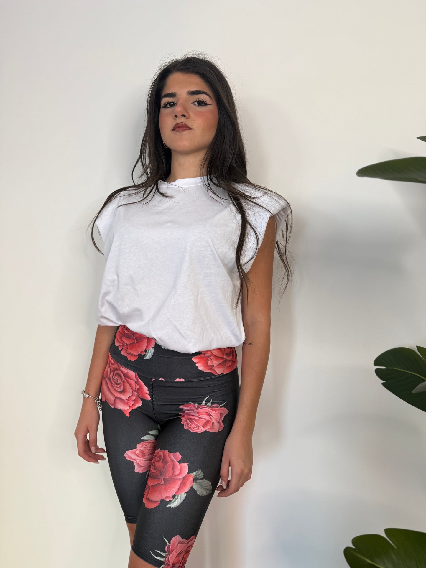 T-shirt  over con spalline